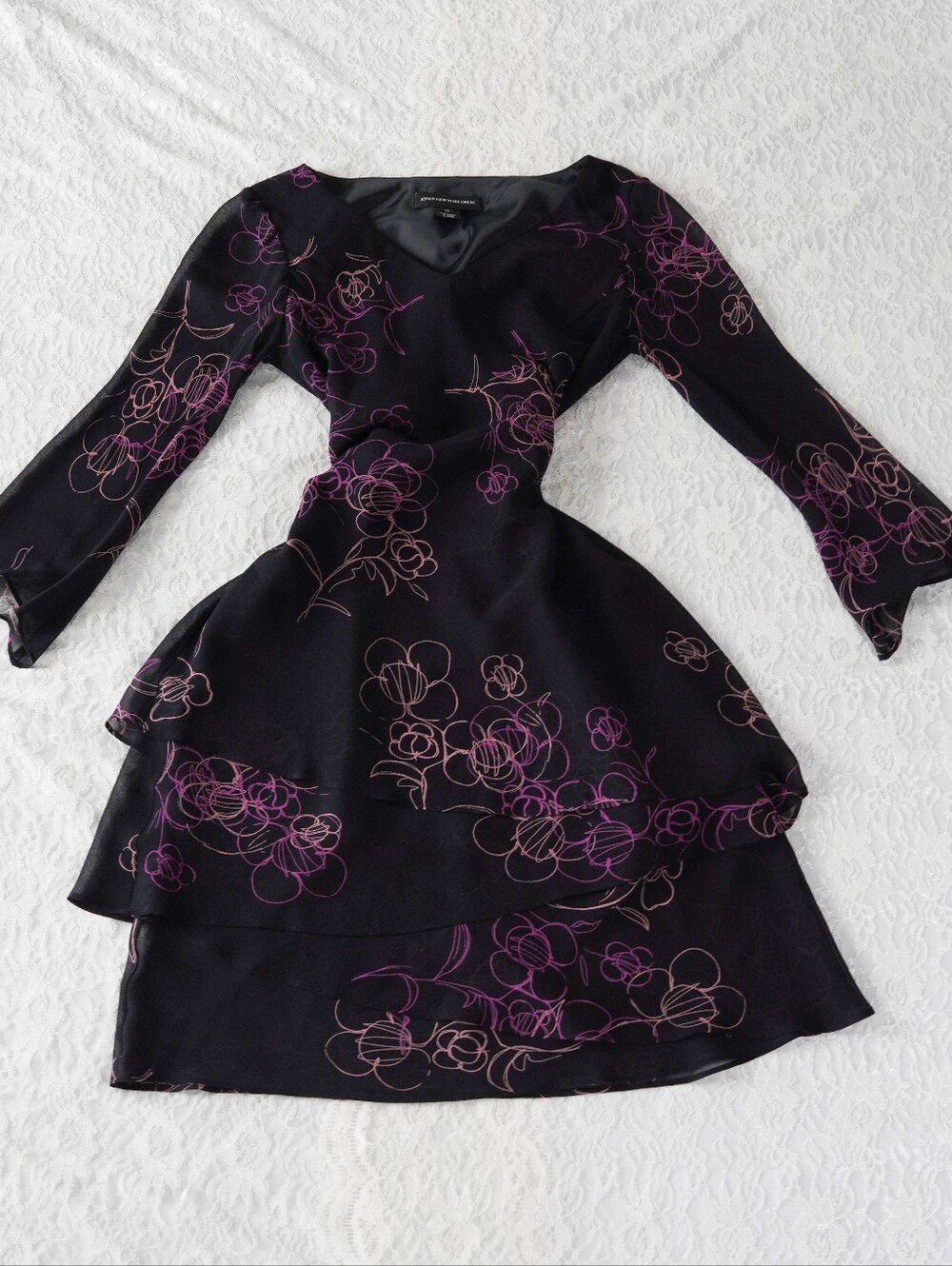 Jones New York 100% Silk Black Floral Tiered Chiffon Dress Size 10